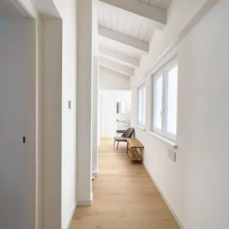 Slataper 19 Tirabora Short Rent Trieste